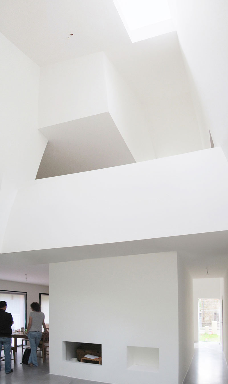 style minimaliste design moderne mur blanc clean maison 2g design france avenier cornejo architecture