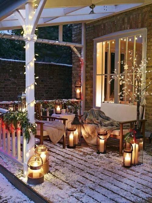 déco bougies noel terrasse design chaise bois neige romace