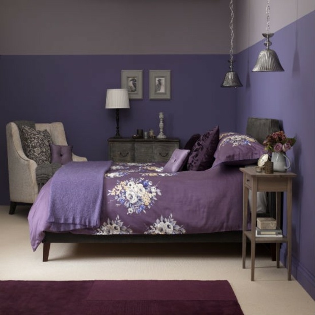 chambre adulte reposante nuances florales violettes