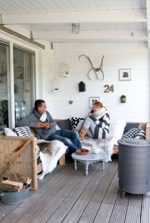 balcon déco moderne terrasse fourrure cuir bois campagne noel design eco friendly