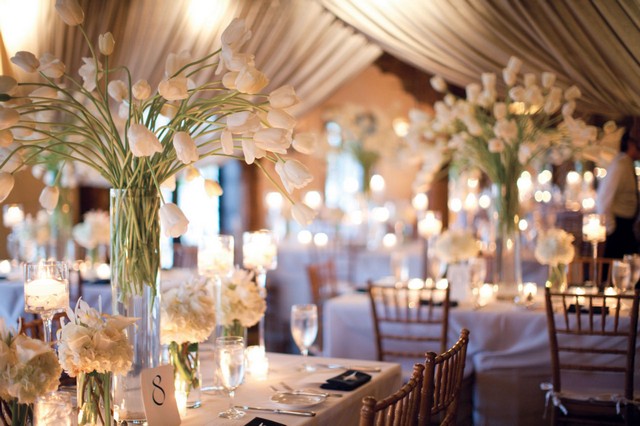 décoration table printemps blanc banquet