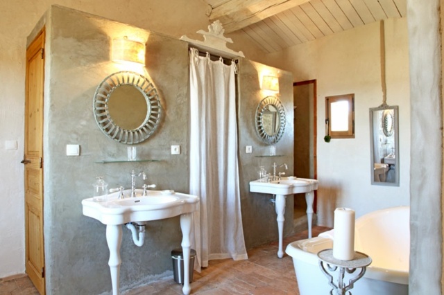 décoration salle de bain tadelakt néoclassique