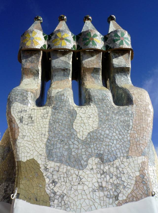 conduit cheminée embout Gaudi