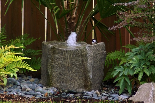 fontaine de jardin pierre brut
