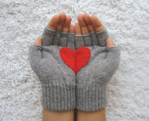 gants avec coeur pour la st-valentin