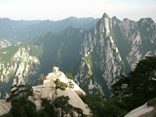 top destination vacances originale hua shan montagne chinoise cinq pics