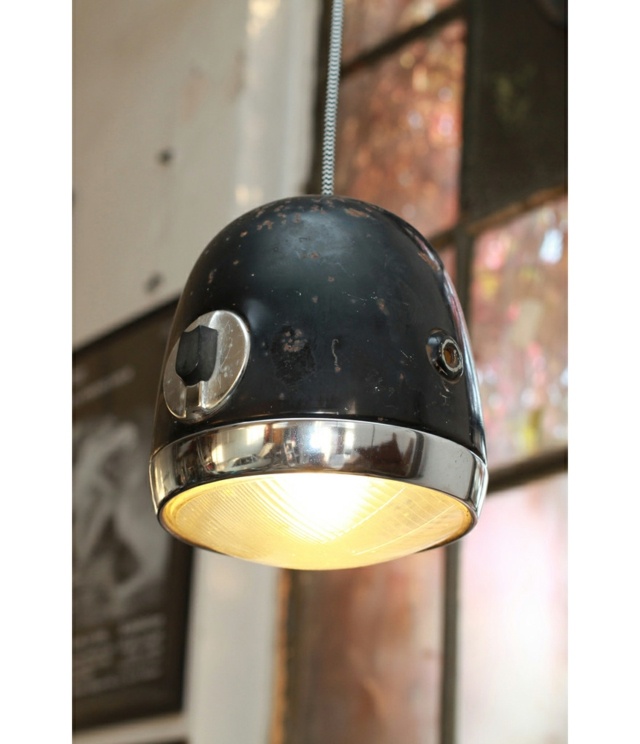 luminaires vintage phares suspendu rouille
