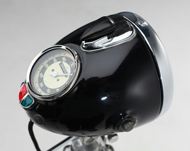 lampes récup vintage trepied moto noir bmw