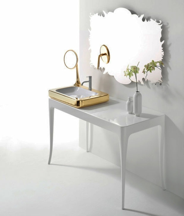 meuble bain lavabo doré table laquée design