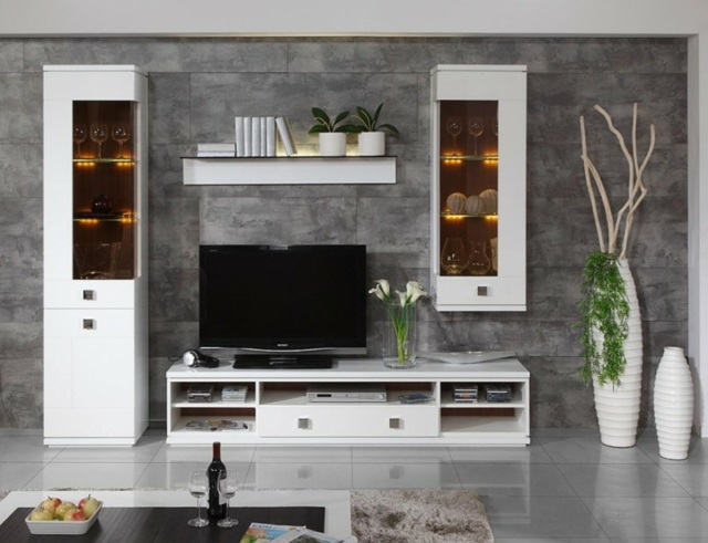 meuble design pour téléviseur blanc colonnes