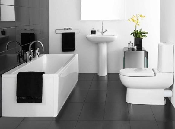 salle de bain design petit espace noir blanc