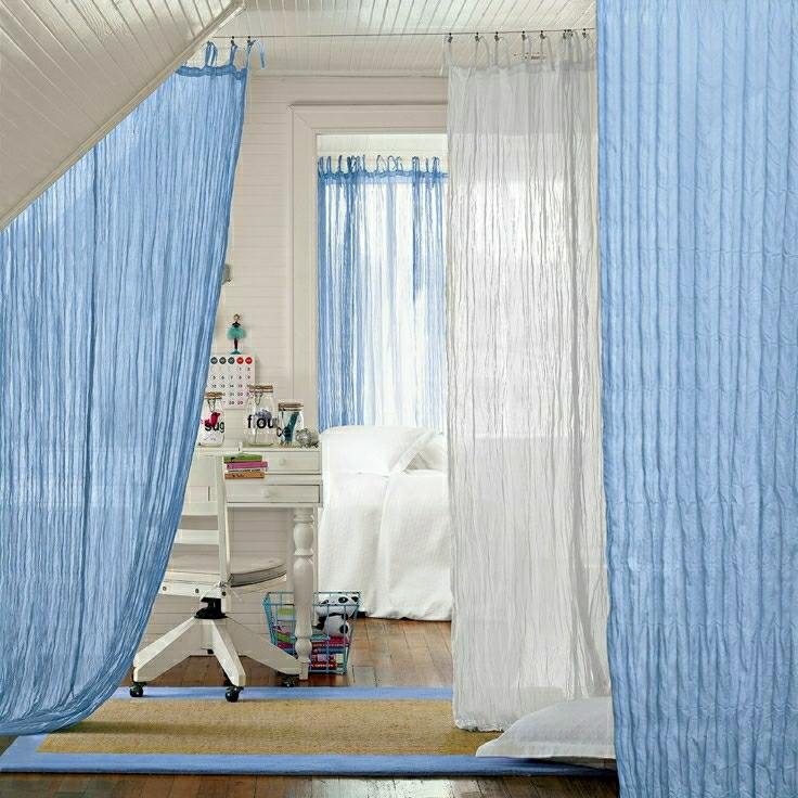 rideaux séparer la pièce idée originale tapis de sol chambre intérieur blanc rêve