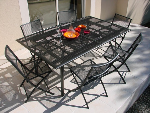 table de jardin aluminium design moderne