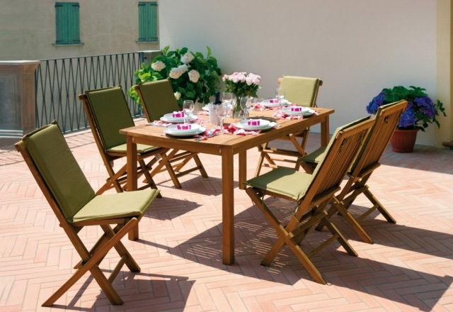 table jardin bois bouquet déco rose plante design d'extérieur chaise vert clair