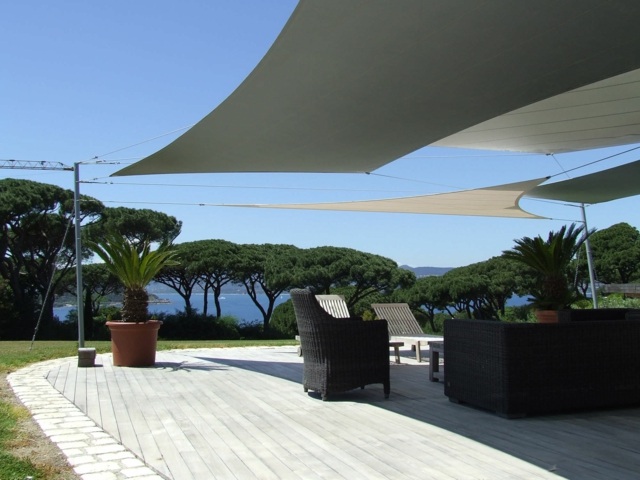 terrasse amenagee voiles ombrages littoral