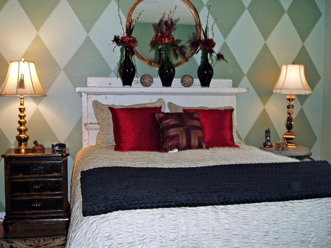 tête de lit originale suzanne lasky porte bois blanc draps design coussin bois blanc