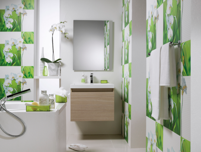 Papier peint salle de bain accents vert