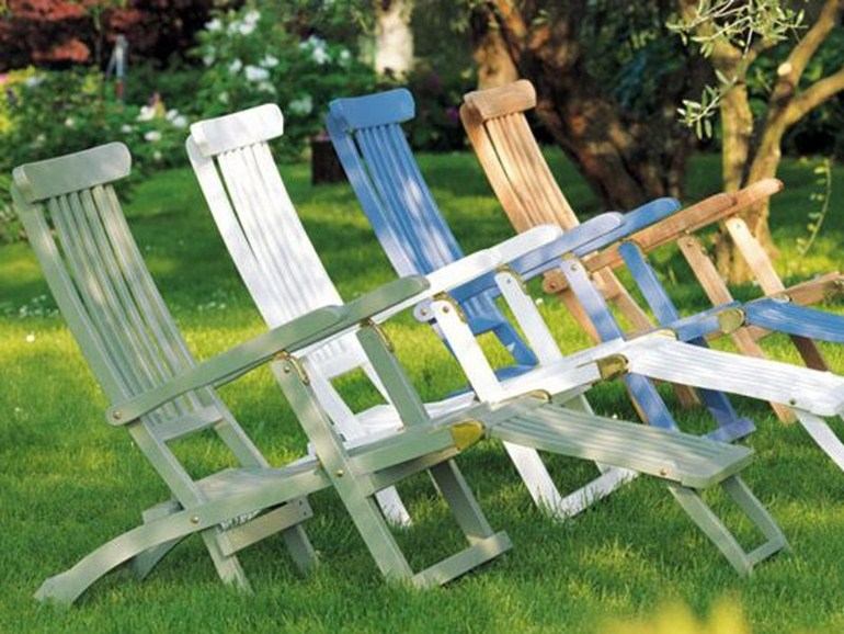 chiliennes en bois inclinables chaise longue avec repose-pieds design ethimo cruise