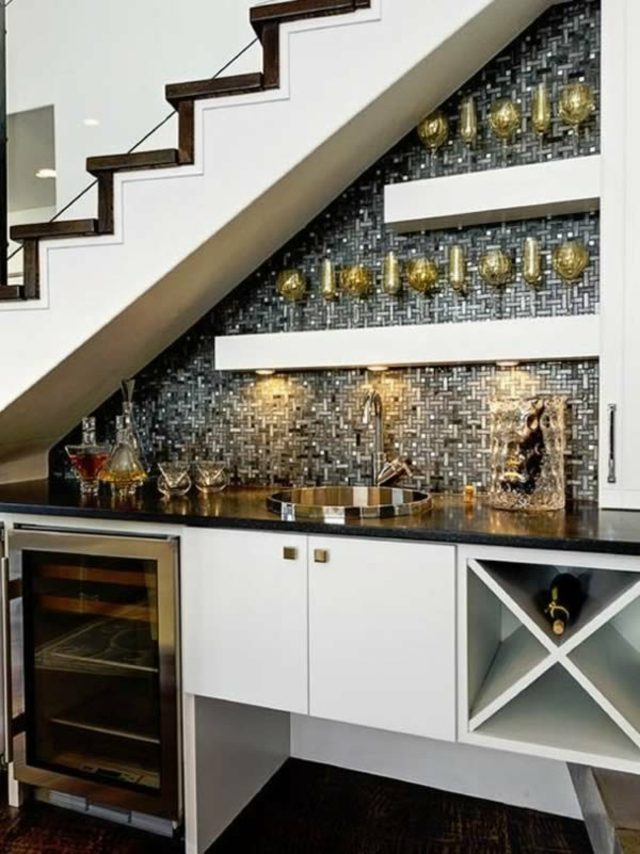 comptoir bar aménagé escaliers