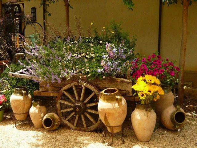 jardin déco charrette fleurie