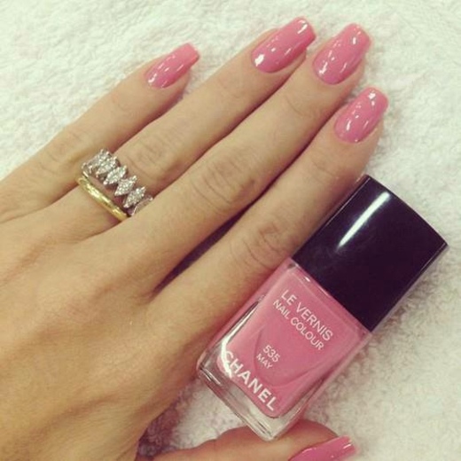 decoration ongles rose pastelle