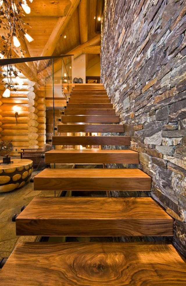 escaliers flottants bois massif veiné