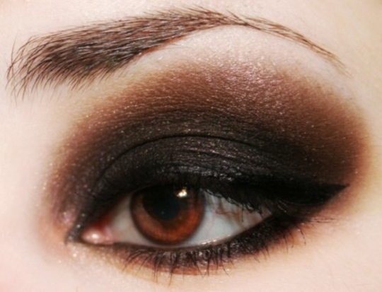 maquillage soiree yeux marrons