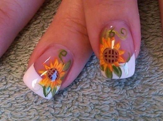 ongles deco fleurs tournesol