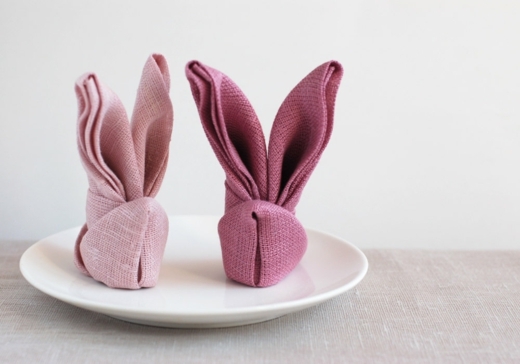 pliage de serviettes de table lapins