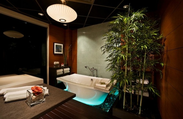 salle de bain zen avec jeune bambou