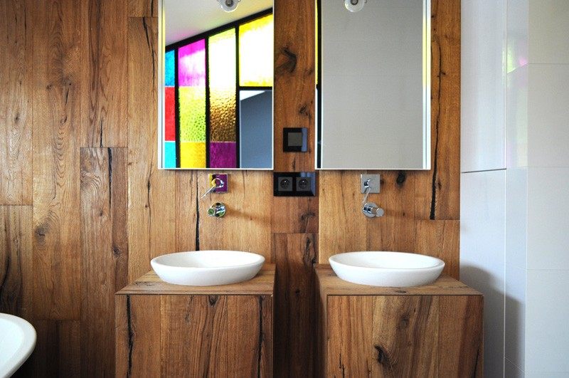 appart design salle de bain moderne bois beau mirroir couleur