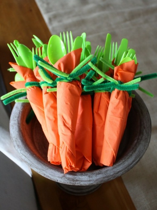 serviettes carottes table paques