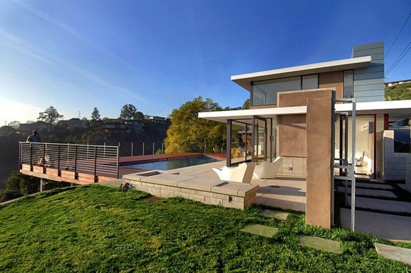 terrasse bois piscine moderne