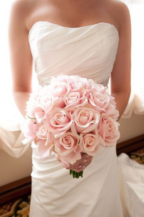 vue bouquet mariage roses couleur pale