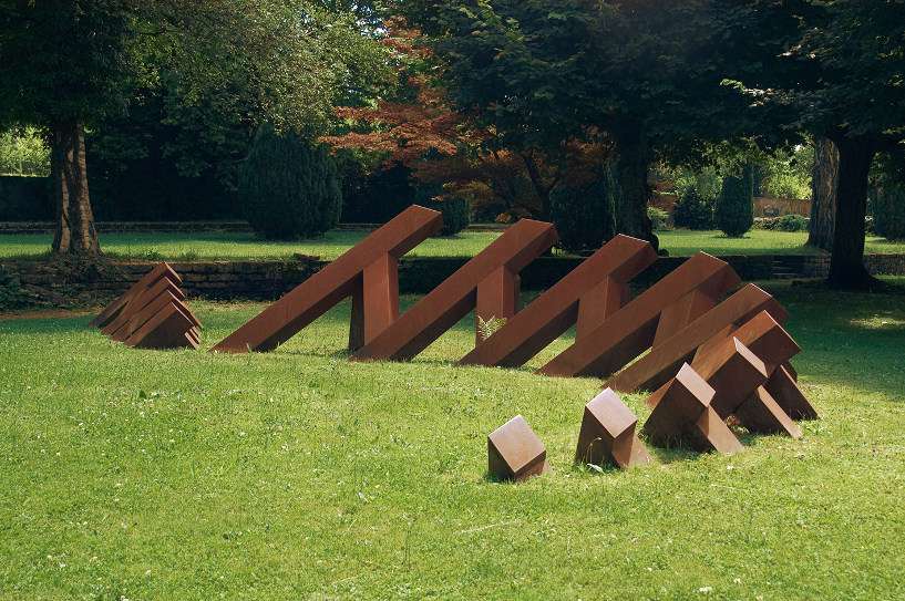 sculpture jardin acier 