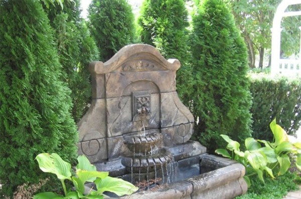 aménagement paysager fontaine pierre