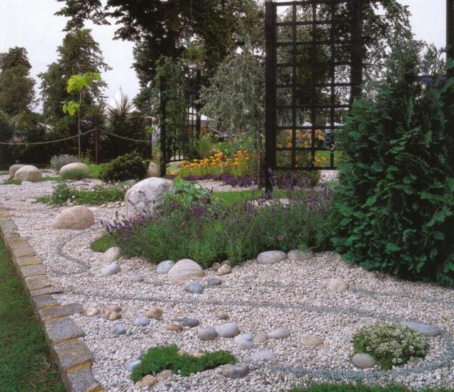 idée déco jardin pierre pour jardin bordure jardin dalles de jardin 