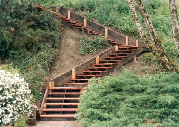 escalier jardin deco bois