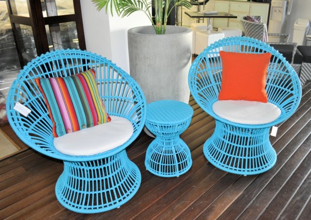 mobilier de jardin design résine tressée fauteuil table basse jardin résine coussins 
