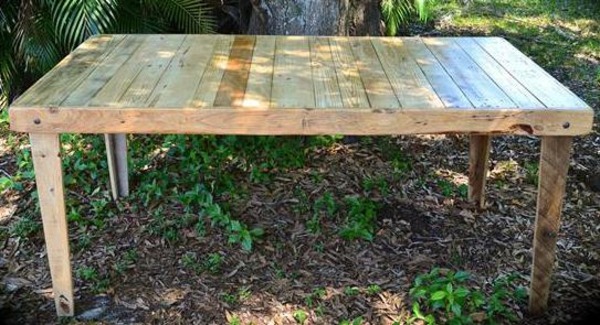 aménagement extérieur table palettes bois pas chère 