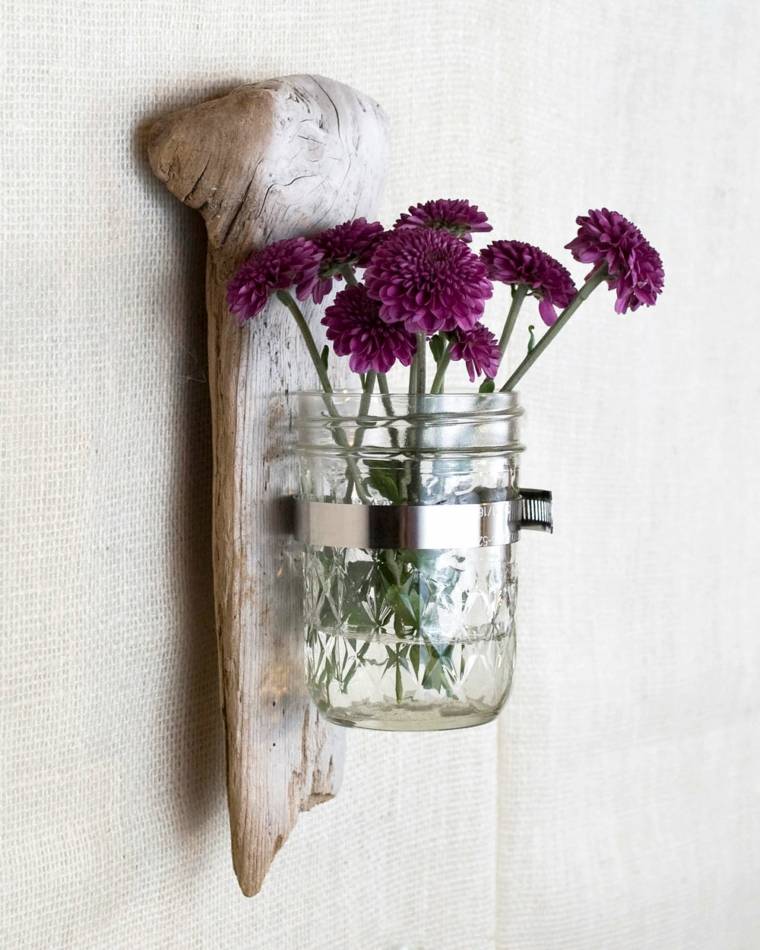 petit vase accroché  plantes bois 