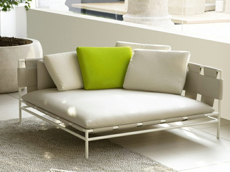 canapé d'angle design tapis de sol coussin paola lenti