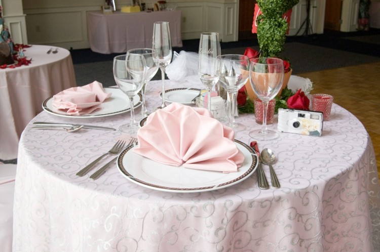 decoration table mariage rose pale