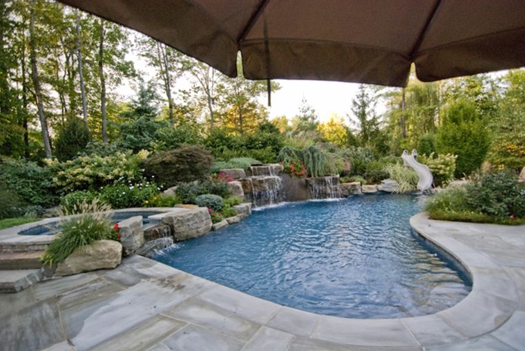 piscine de jardin design interessant