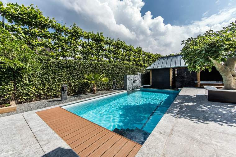 piscine enterrée luxe maison aménagement extérieur 