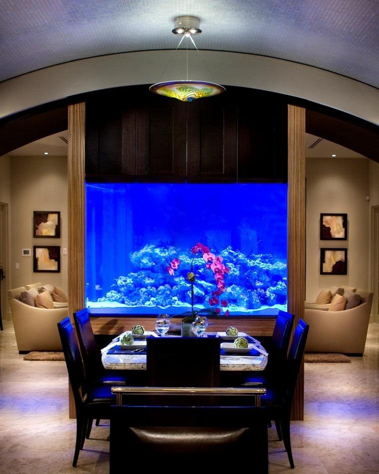 poissons aquarium salle à manger