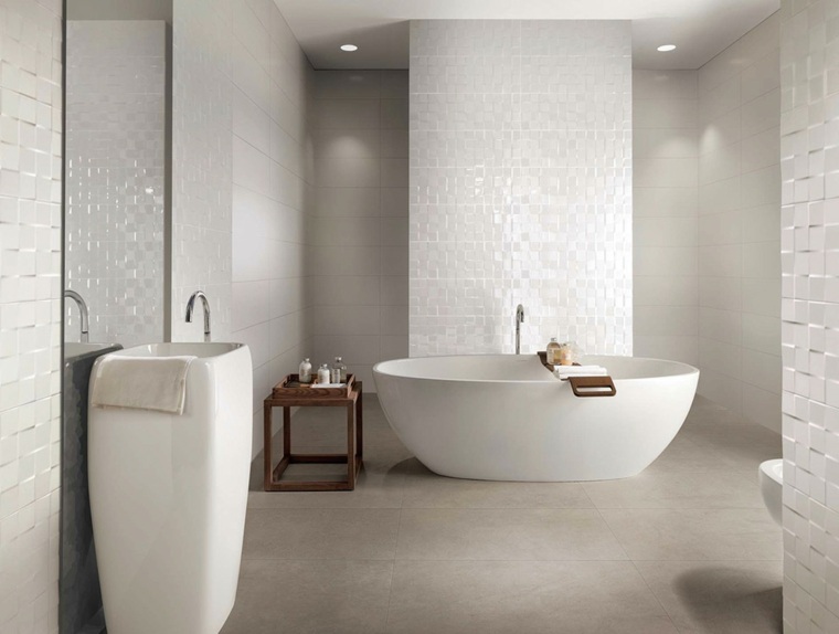 idée carrelage salle de bain collection Lumina baignoire blanche design table basse bois