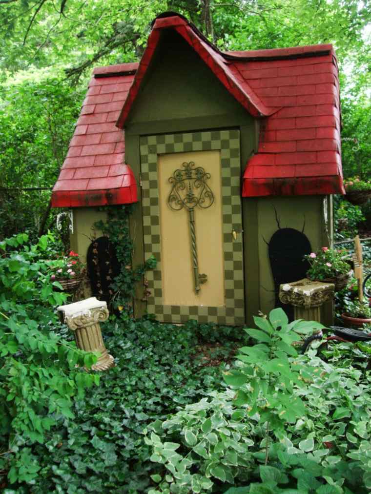 enfant cabane jardin bois toit rouge maison en bois enfant