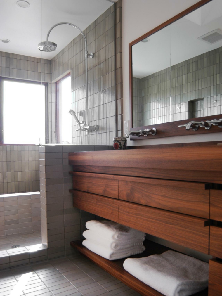 aménagement salle de bain carrelage douche meuble bois 
