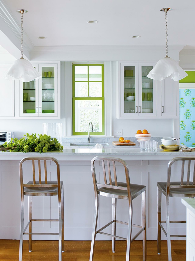 cuisine intérieur moderne blanc vert chaise îlot 